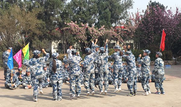 充滿激情的易視界團(tuán)隊