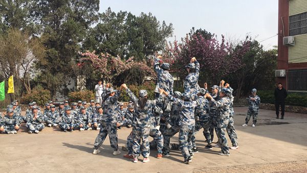 充滿激情的易視界團(tuán)隊