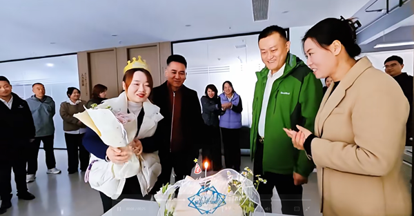 易家人，易起行，易輩子 | 易視界溫暖相伴，共赴最美青春時光